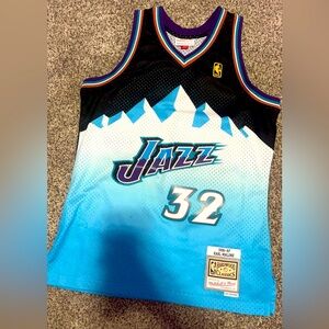 Mitchell & Ness Utah Jazz Jersey new